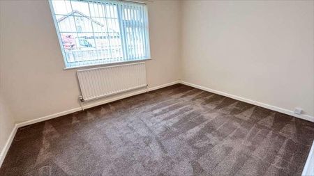 Church Gardens, West Row, Bury St. Edmunds, IP28 - Photo 4