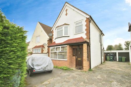 3 bedroom detached house to rent - Photo 2