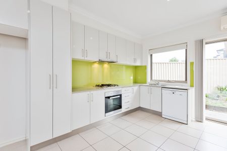 2/86 Snell Grove, Oak Park - Photo 2