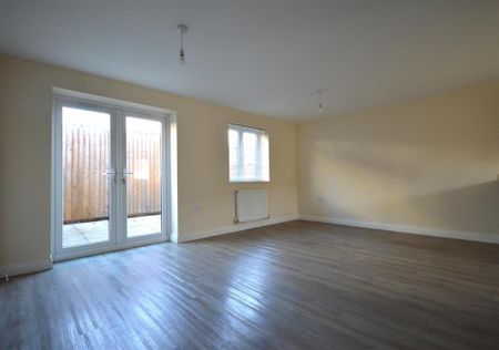 3 bedroom townhouse to rent - Photo 2