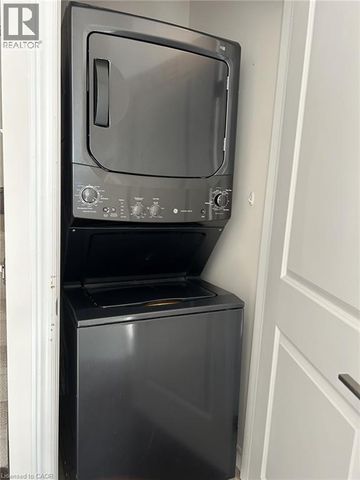 1169 GARNER Road E Unit# 18, Ancaster, Ontario, L9G0G8 - Photo 3