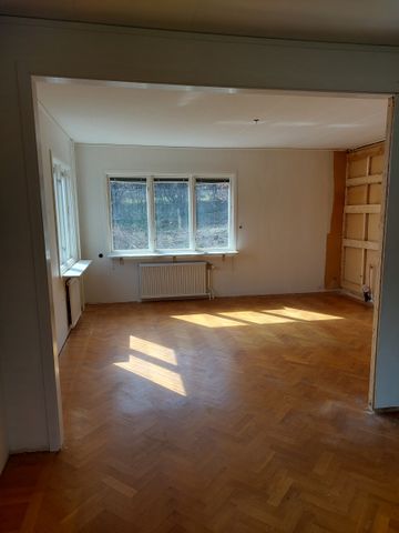 Ringvägen, Svängsta - Photo 4