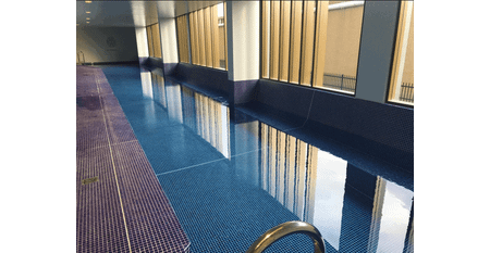 Stylish Two Bedroom Apartment - Photo 3