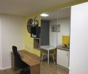 2 Bed Flats - Photo 4