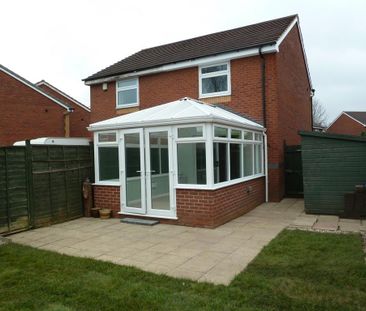 2 bedroom semi-detached house to rent - Photo 5