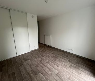 Location Appartement 1 pièce 18m² FRANQUEVILLE ST PIERRE 76520 - Photo 2