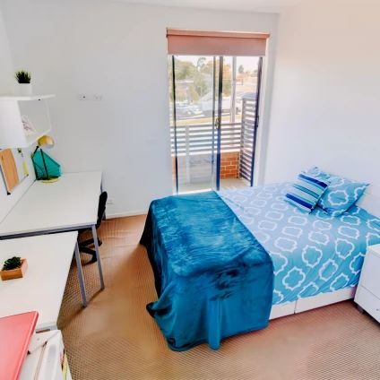 Standard Studio - Photo 1