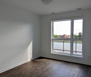 For Lease - 95 Dundas Street Unit# 121, Oakville, Ontario - Photo 4