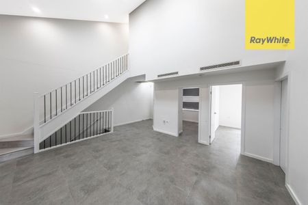 Modern and Sun-Drenched Three Bedroom Townhouse - Photo 5