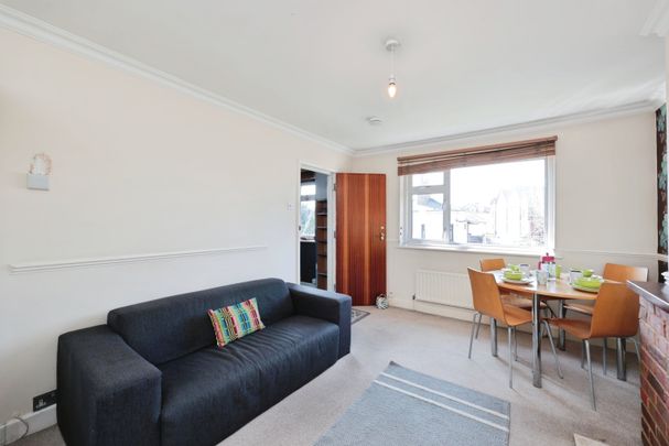 Church Road, Watford - Photo 1