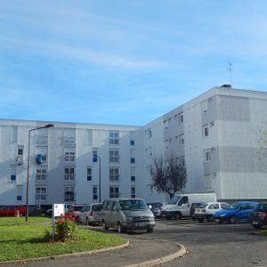 Appartement T4 dans un environnement arboré en face la Loire - Photo 2