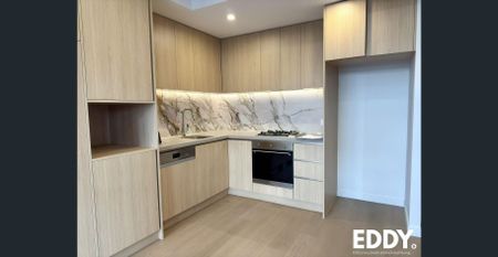 Brand New Studio | Like 1 Bedroom Apartment | Timber Floor | Quiet | Secure | Downstairs Supermarket | Walk to Train Station | Close to USYD & CBD - Photo 4