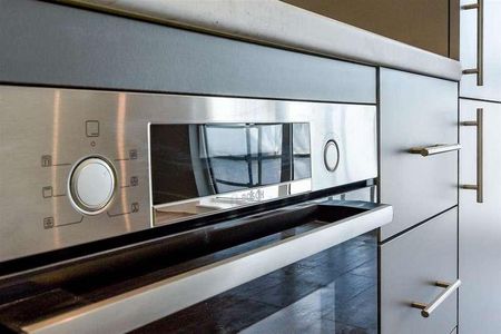 Brunel House, The Hard, Portsmouth, PO1 - Photo 3