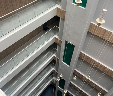2 camere în Atrium Plaza | 59 m² utili | Centrală proprie | Parcare - Photo 4