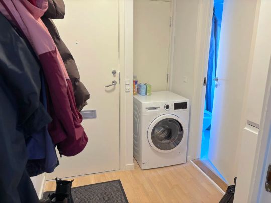 Lysfyldt 3-værelses lejlighed med altan i Nørresundby - Foto 1