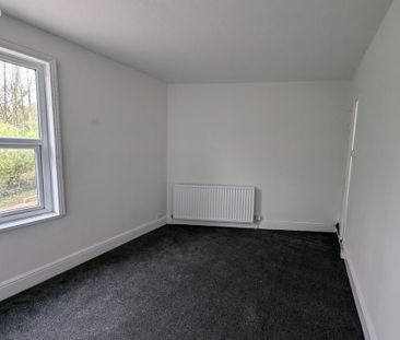 2 bedroom house to rent - Photo 3