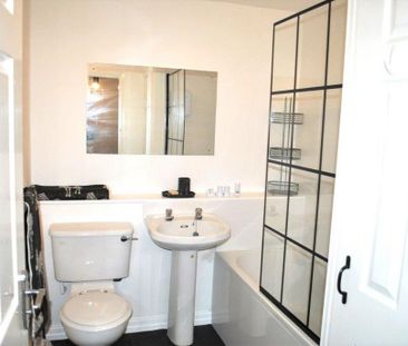 2 bedroom apartment to rent - Photo 6