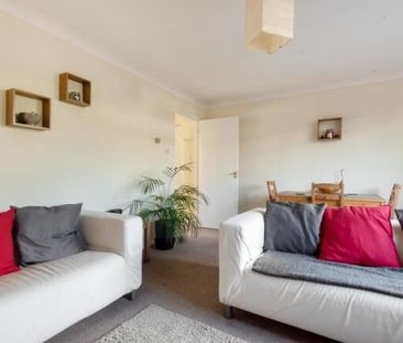Ferndown Court, Guildford, Surrey, GU1 - Photo 6