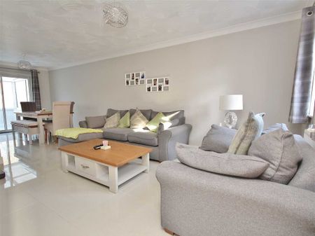 Poole, Dorset - Photo 2
