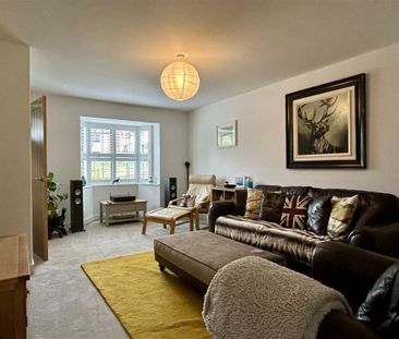 3 bedroom semi-detached house to rent - Photo 1