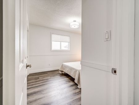 For Lease - 23 Beaverton Drive, Hamilton, Ontario - Photo 4