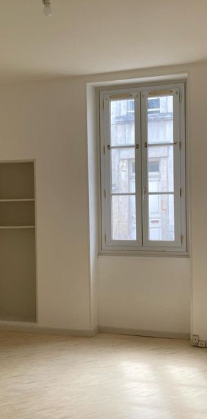 Location Appartement 1 pièce 31m² PERIGUEUX 24000 - Photo 1