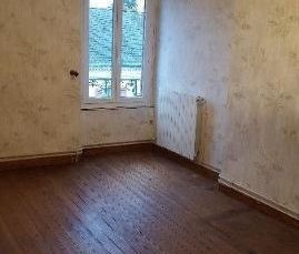 FILLE SUR SARTHE à 20 minutes du MANS charmante maison de bourg com... - Photo 4