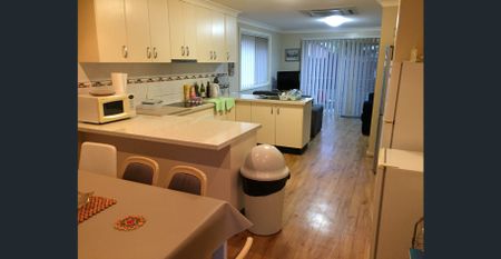 Workers and short term accommodation - Photo 2