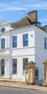 3 bedroom apartment to rent - Photo 3