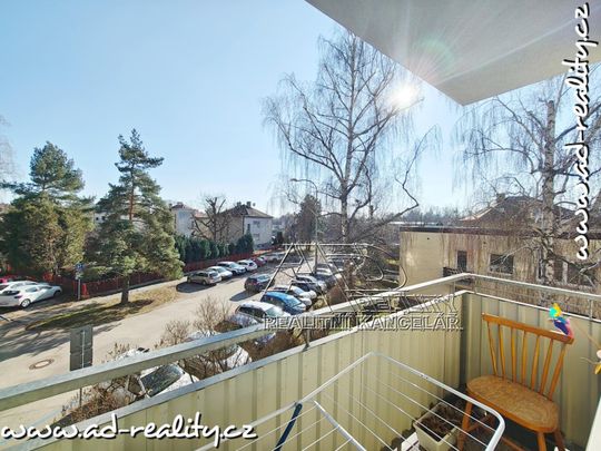 Pronájem bytu 3+1 63 m², Kubatova, České Budějovice - Photo 1
