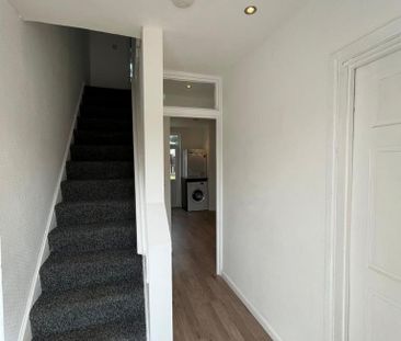 4 bedroom terraced house to rent - Photo 5