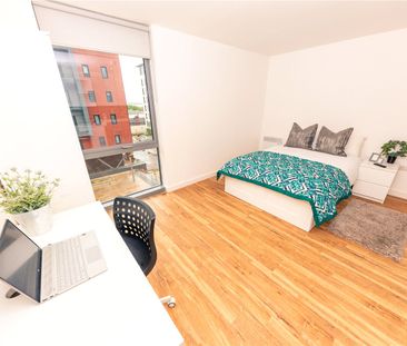 Studio to let in Liverpool - Photo 1