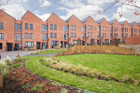 Casa, Abbey Court, Kirkstall, Leeds, LS5 - Photo 5