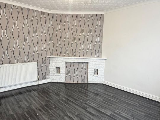 2 bedroom semi-detached house to rent - Photo 1