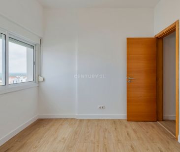 Excelente Apartamento T2 de 3 assoalhadas com vista Rio para Lisboa... - Photo 6