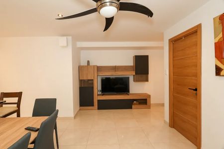 Carrer dEmili Gascó Contell, Valencia, Valencian Community 46022 - Photo 2