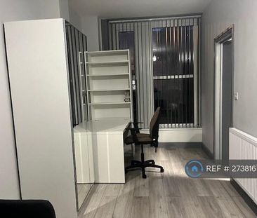 1 bedroom in a house share to rent - Photo 6