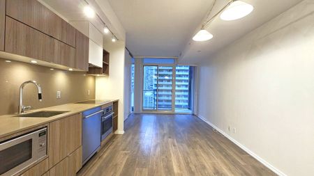 For Lease - 125 Peter Street Unit# 2410, Toronto, Ontario - Photo 5