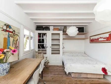 Carrer de Colomines, Barcelona, Catalonia 08003 - Photo 5