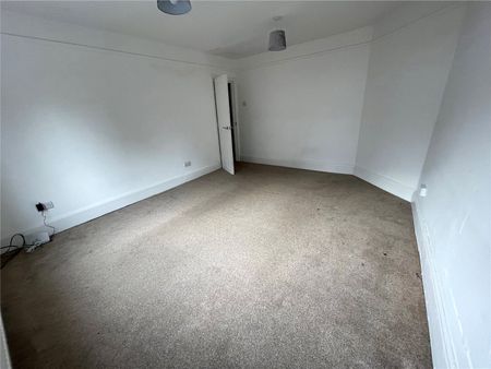 2 bedroom maisonette to rent - Photo 5