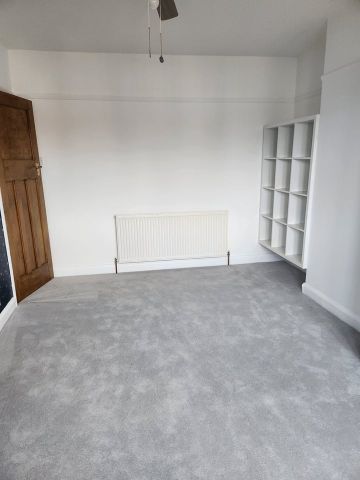 3 Bed Semi-Detached House, Bourne Close, B13 - Photo 4