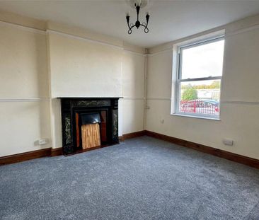 3 bedroom terraced house to rent - Photo 5
