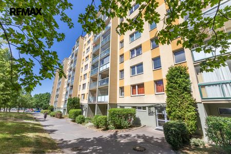 Pronájem bytu 1+kk v osobním vlastnictví 28 m², Praha 4 - Háje - Photo 3