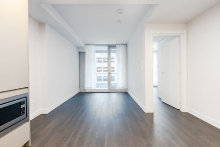 Boul. René-Lévesque O., H3G 0H6, Montréal - Photo 3