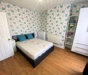 Lenthall Street - Photo 2