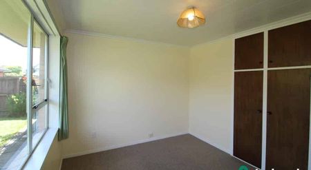 Family Home in Prestigious Casebrook - Photo 5