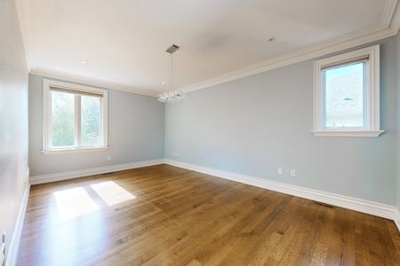 For Lease - 85 Aldershot Crescent, Toronto, Ontario - Photo 4