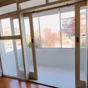 2 bed 2 bath - Photo 2