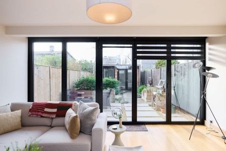 3 bedroom terraced house to rent - Photo 4