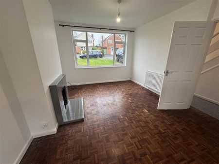 3 bedroom semi-detached house to rent - Photo 2